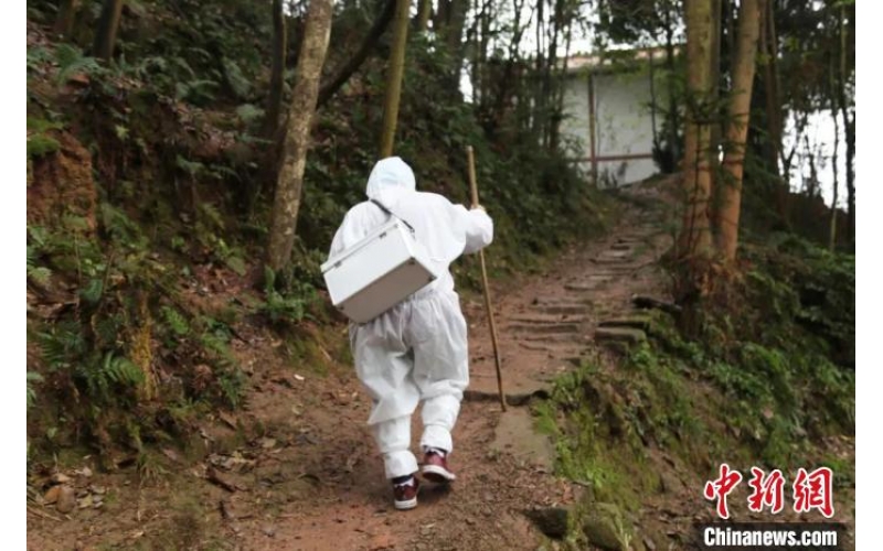 四川泸州江阳区乡村医生彭邦珍上榜“中国好人榜”