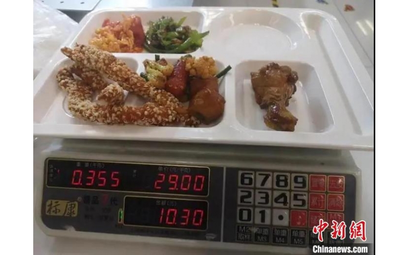 内蒙古高校“光盘行动”引领校园“新食尚”