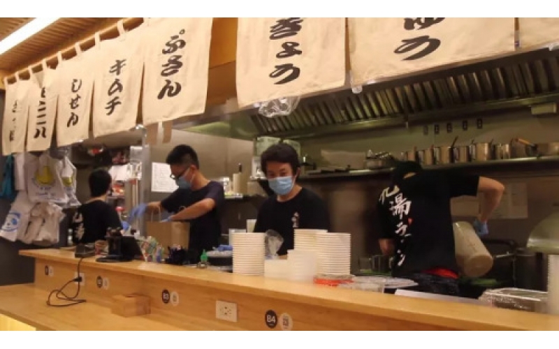 纽约华裔餐馆业者：从焦虑到求生 疫情带来新机遇